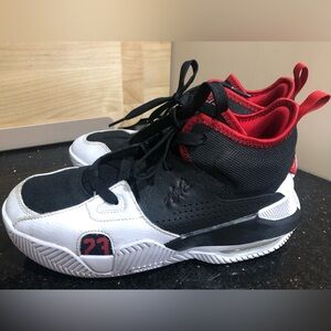 Nike Boys Jordan Sneakers Sz 5.5